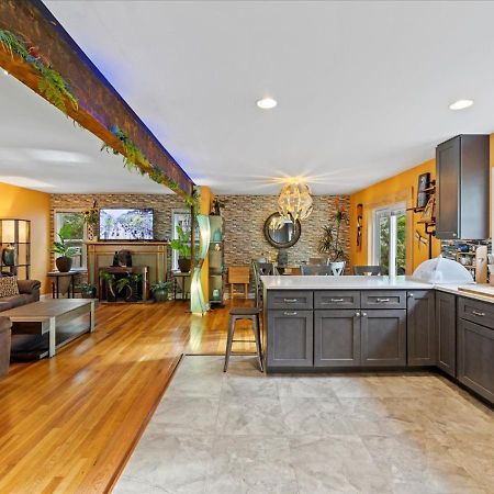 Charming 3 Bedroom House In A Quiet Neighborhood Columbus Exterior photo